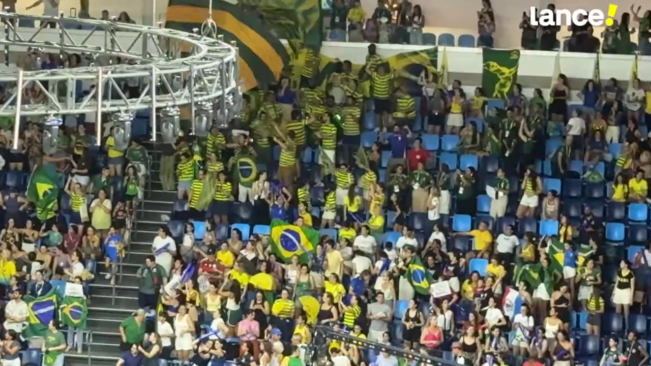 Conjunto do Brasil ao som de Evidências no Mundial de Ginástica Rítmica, Rio de Janeiro (Foto: Ivan Carvalho)
