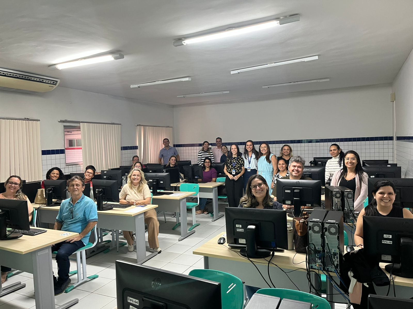 Prefeitura capacita profissionais do CEO para implantação de novo prontuário eletrônico e diretrizes do Previne Brasil