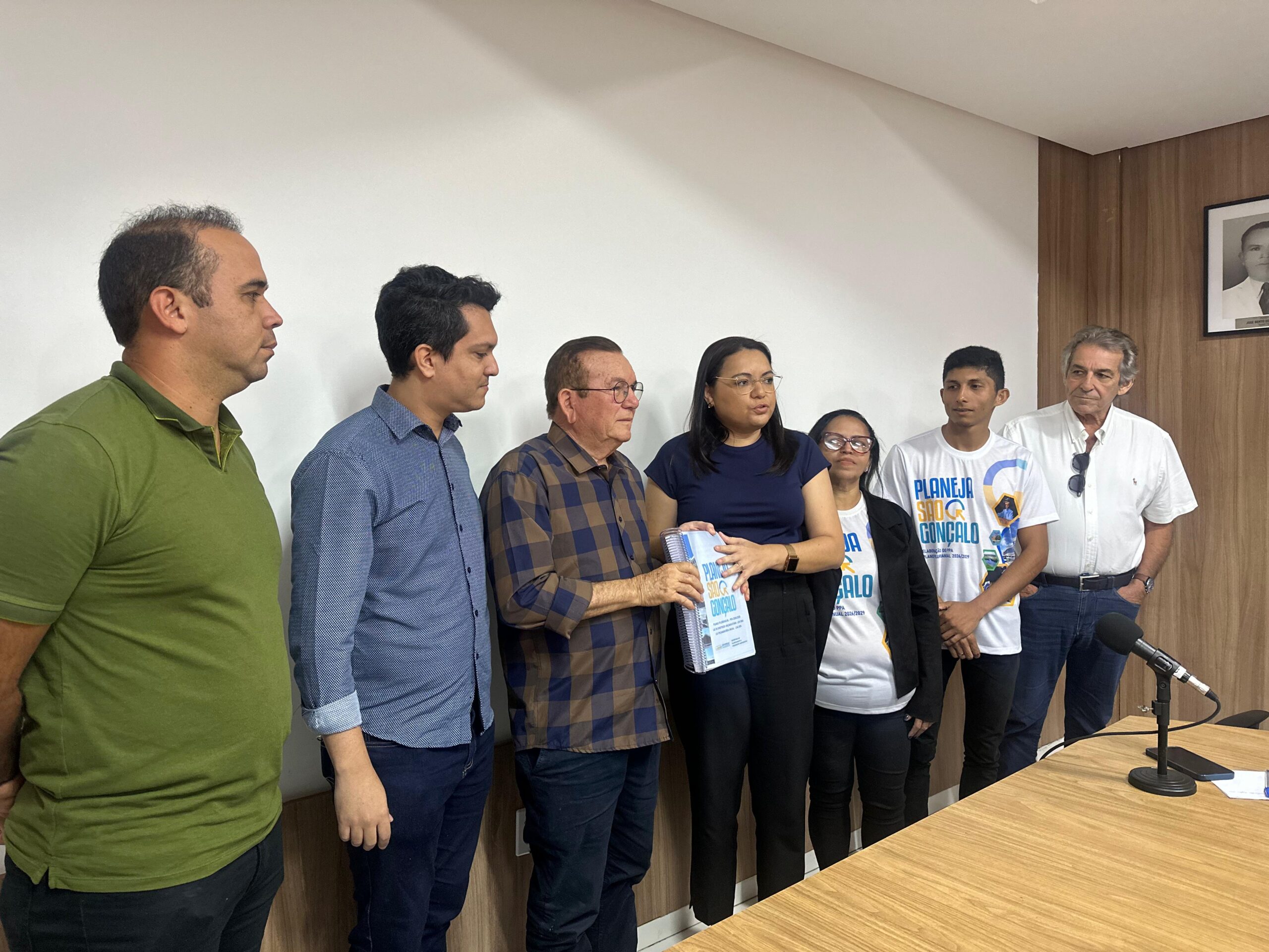 SEMPLA de São Gonçalo entrega Plano Plurianual 2026-2029 construído com uso da tecnologia e participação popular.