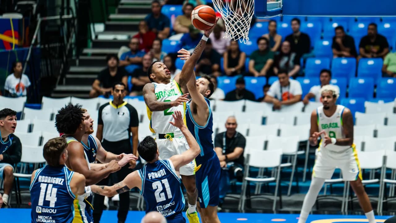 image-242-aspect-ratio-512-320.png Seleção Brasileira é convocada para a AmeriCup (Foto: Divulgação / CBB)