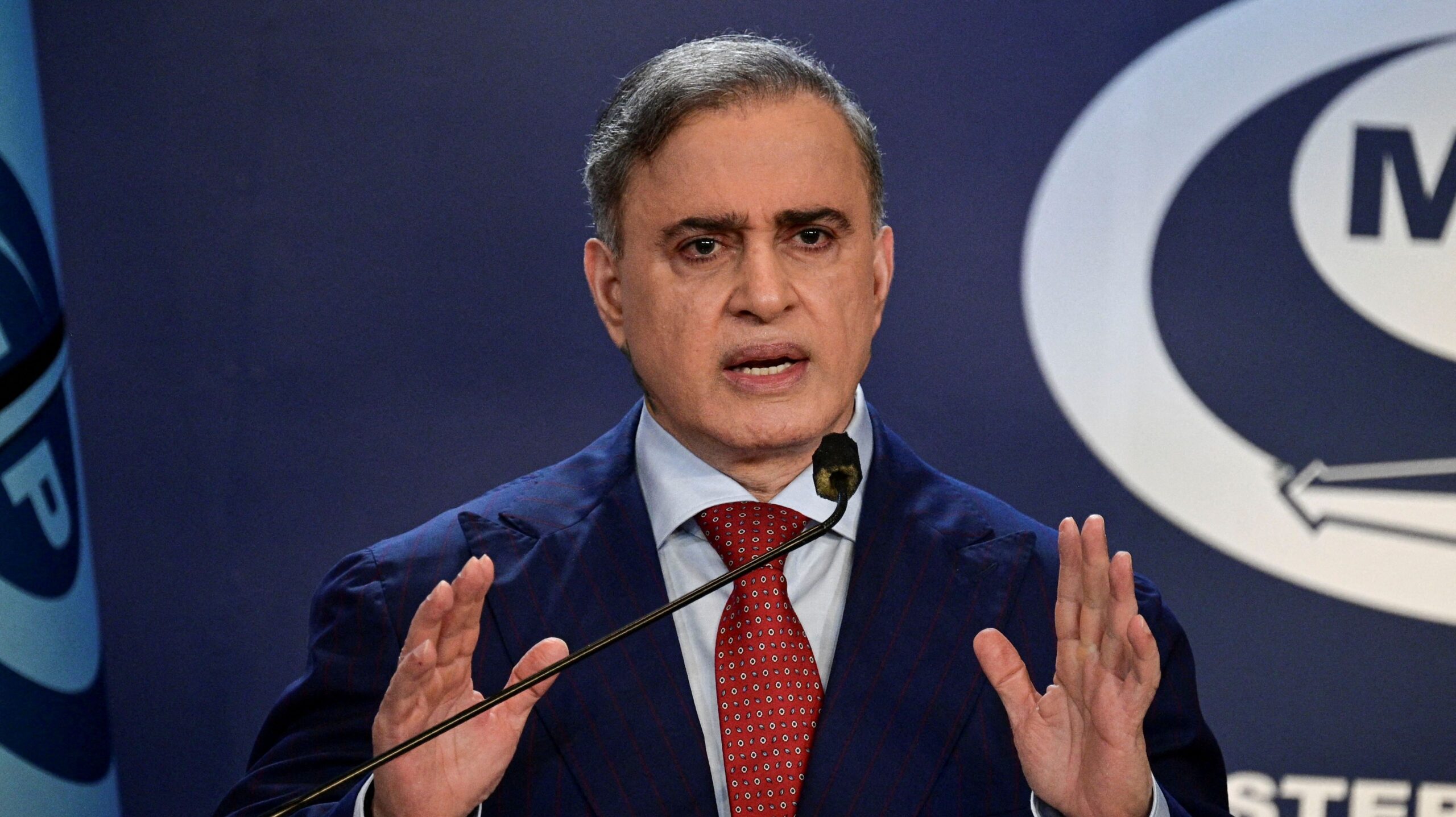 tagreuters.com2024binary_LYNXNPEK3B0UE-FILEDIMAGE-e1722582939593.jpg Cavalo mutilado: animal caiu por exaustão após ser forçado a cavalgar 15 km