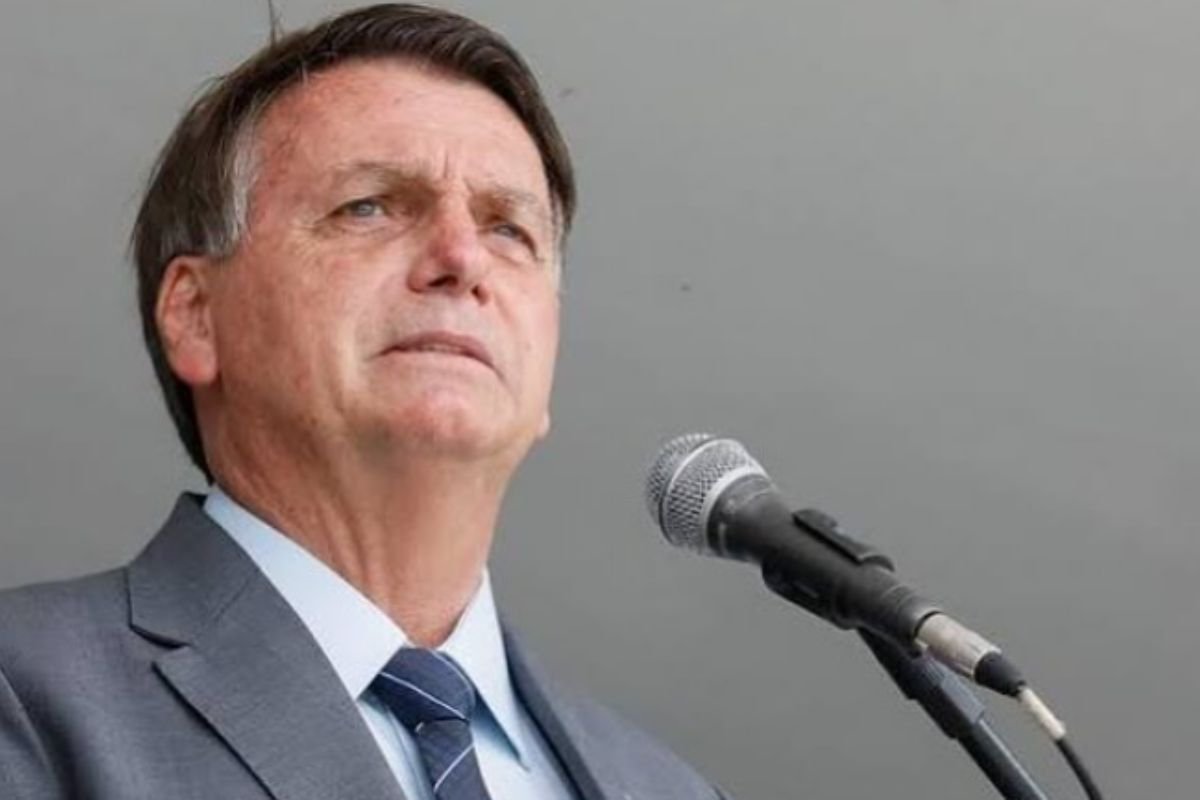 Bolsonaro.jpg STF marca sessões extraordinárias para julgamento da Ação Penal 2668, com ex-presidente Bolsonaro e ex-integrantes do governo acusados de golpe.