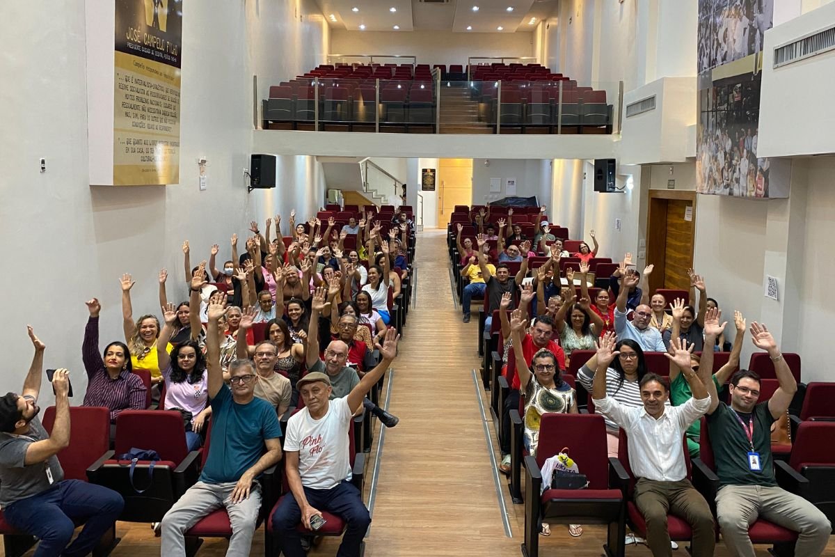 Greve_-Saude.jpg Servidores administrativos da saúde do RN iniciam greve por tempo indeterminado nesta segunda (20), cobrando direitos e reajustes salariais.