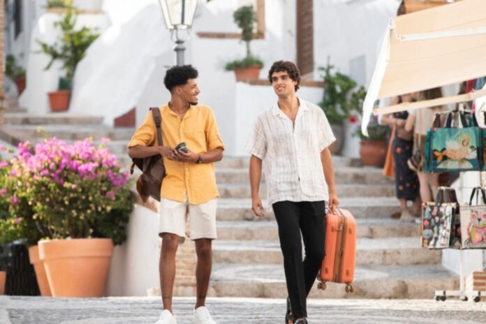 De janeiro a setembro, visitantes estrangeiros injetaram R$ 32,5 bilhões no país, crescimento de 11,7% em relação a 2024.