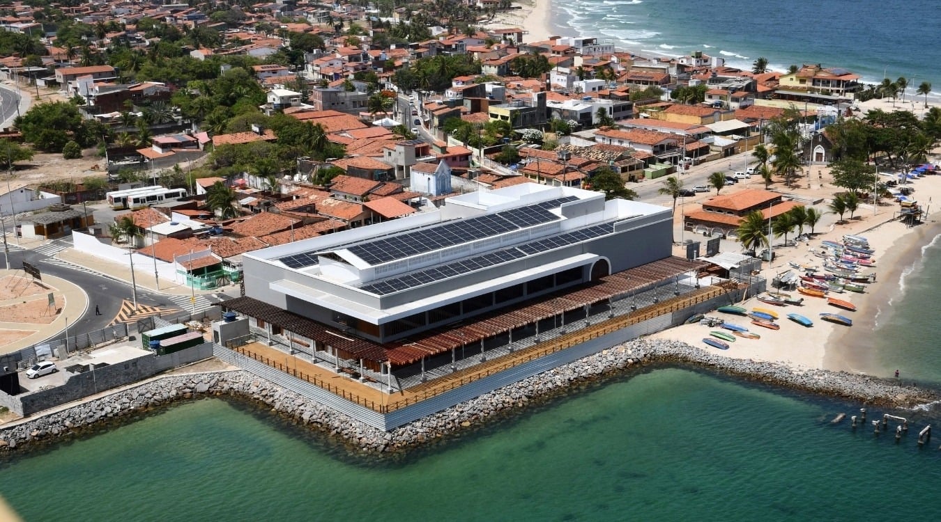 Após muita luta, o mercado reabre com e para a comunidade