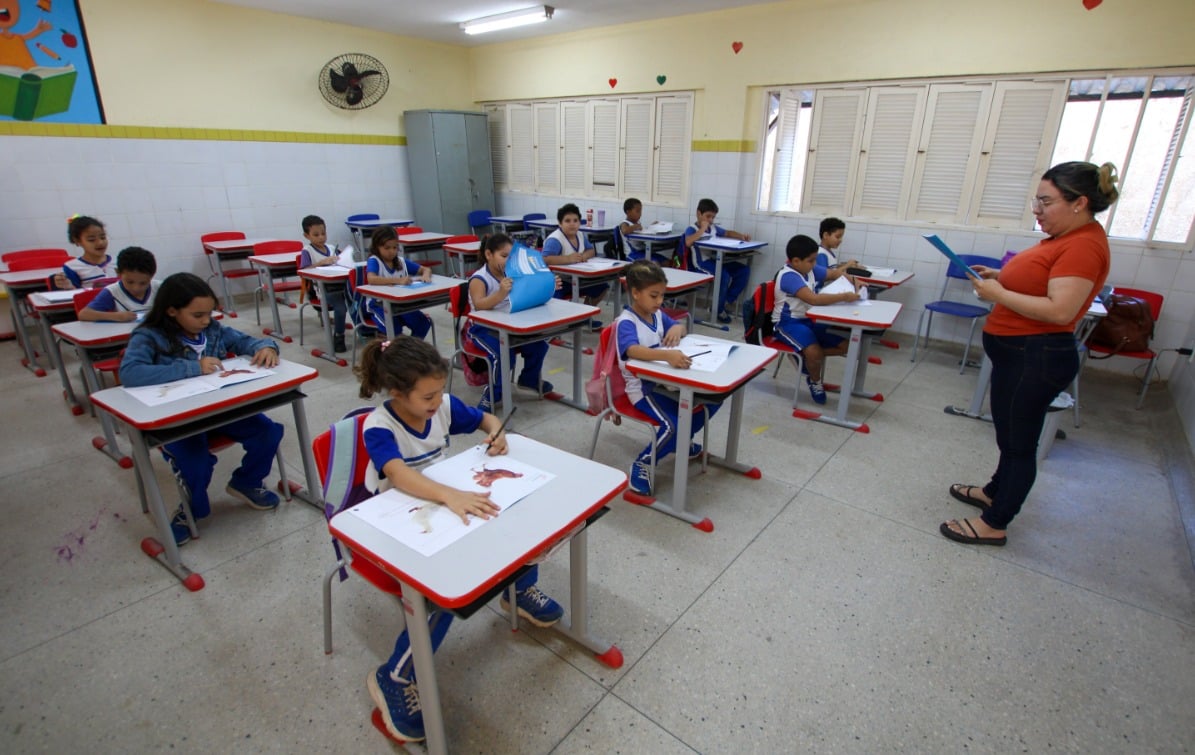 WhatsApp-Image-2025-12-08-at-08.44.22.jpeg Prefeitura do Natal abre seleção para professores temporários