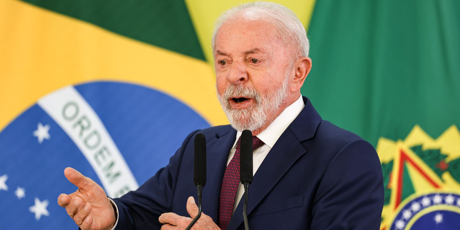 coletiva-lula-mc_abr_18122025-3.jpg
