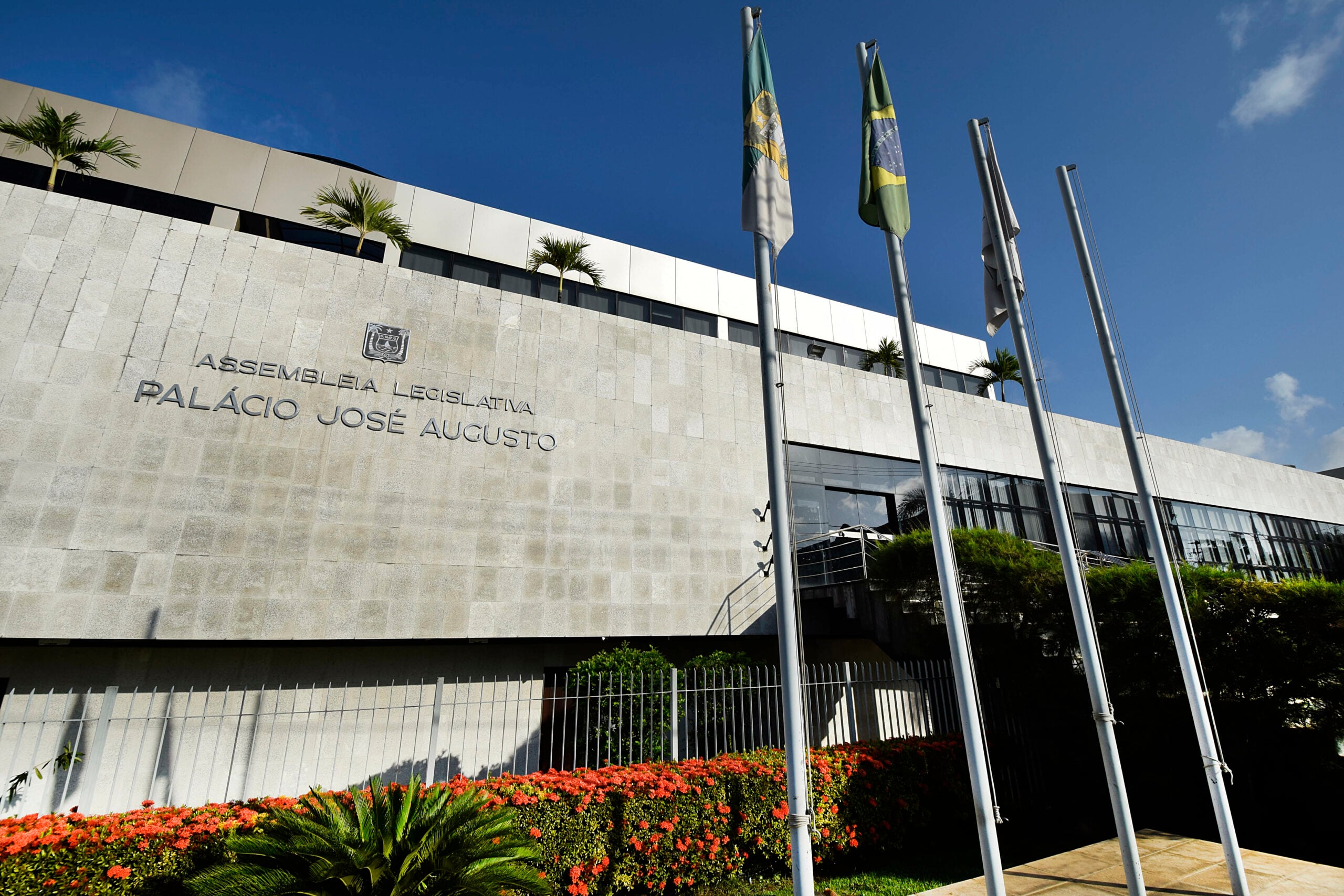 Policiais legislativos da ALRN terão direito a porte de arma