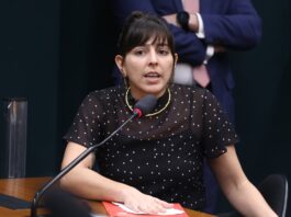 PL da Dosimetria beneficia condenados por explorar prostituição, alerta Natália