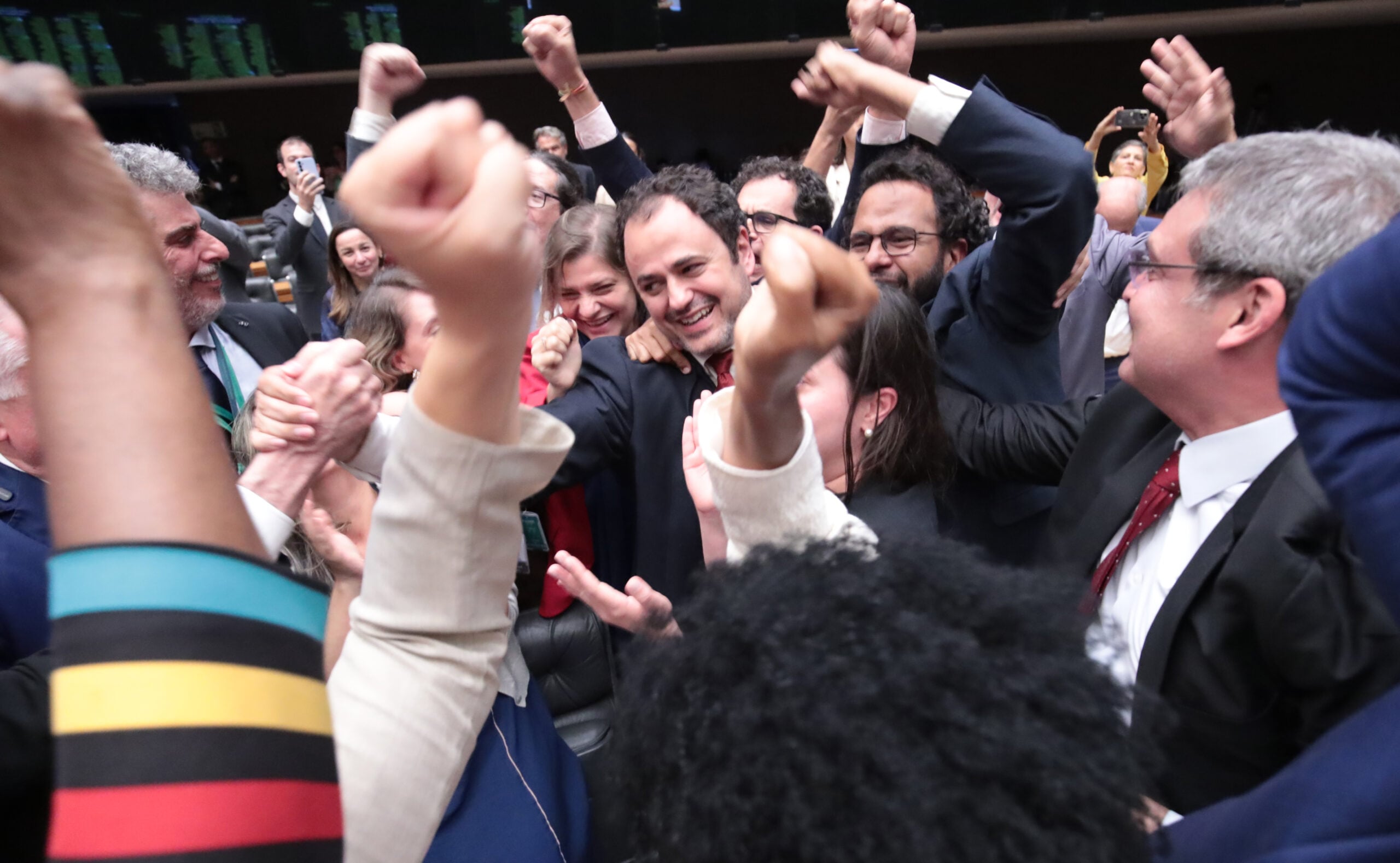 img20251210222044763-scaled.jpg Glauber Braga mantém mandato; veja como votaram deputados do RN