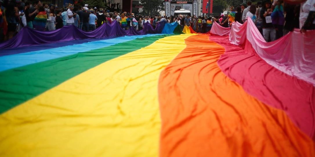 Parada-LGBTI-em-Sao-Paulo-homofobia-e-um-tema-polemico-na-relacao-entre-os-Poderes-e-Congresso-resis.jpeg Fundo Brasil abre inscrições para edital voltado à população LGBTQIAPN+