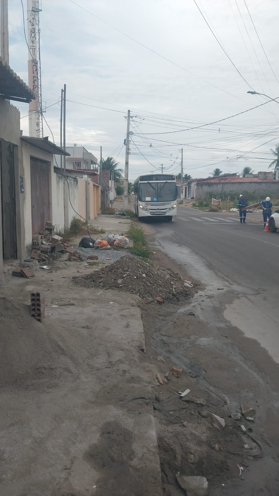 Moradores fazem abaixo-assinado e cobram retorno de linhas de ônibus em Natal