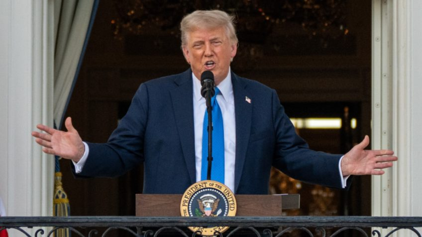 Ofensiva dos EUA ignora legalidade e revela padrão intervencionista, diz professor da UFRN