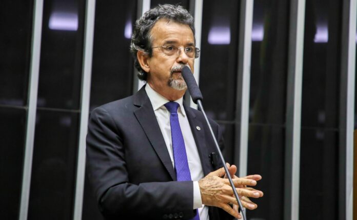 Lula dá régua e compasso ao povo brasileiro