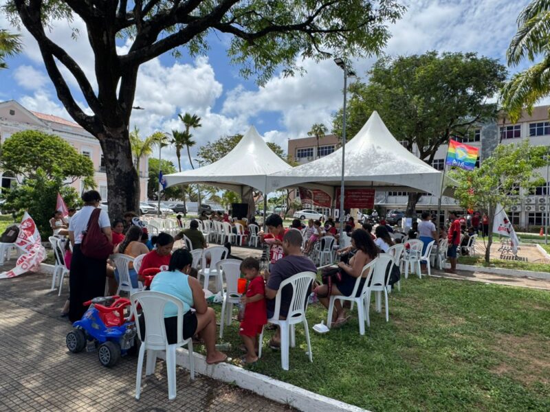 Movimentos sociais protestam contra lei que criminaliza luta pelo direito à moradia no RN