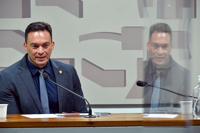 Filiado há apenas um ano ao PSDB, Styvenson vai trocar de partido pela 3ª vez